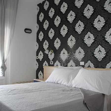 Hotel Mora ريميني المظهر الخارجي الصورة